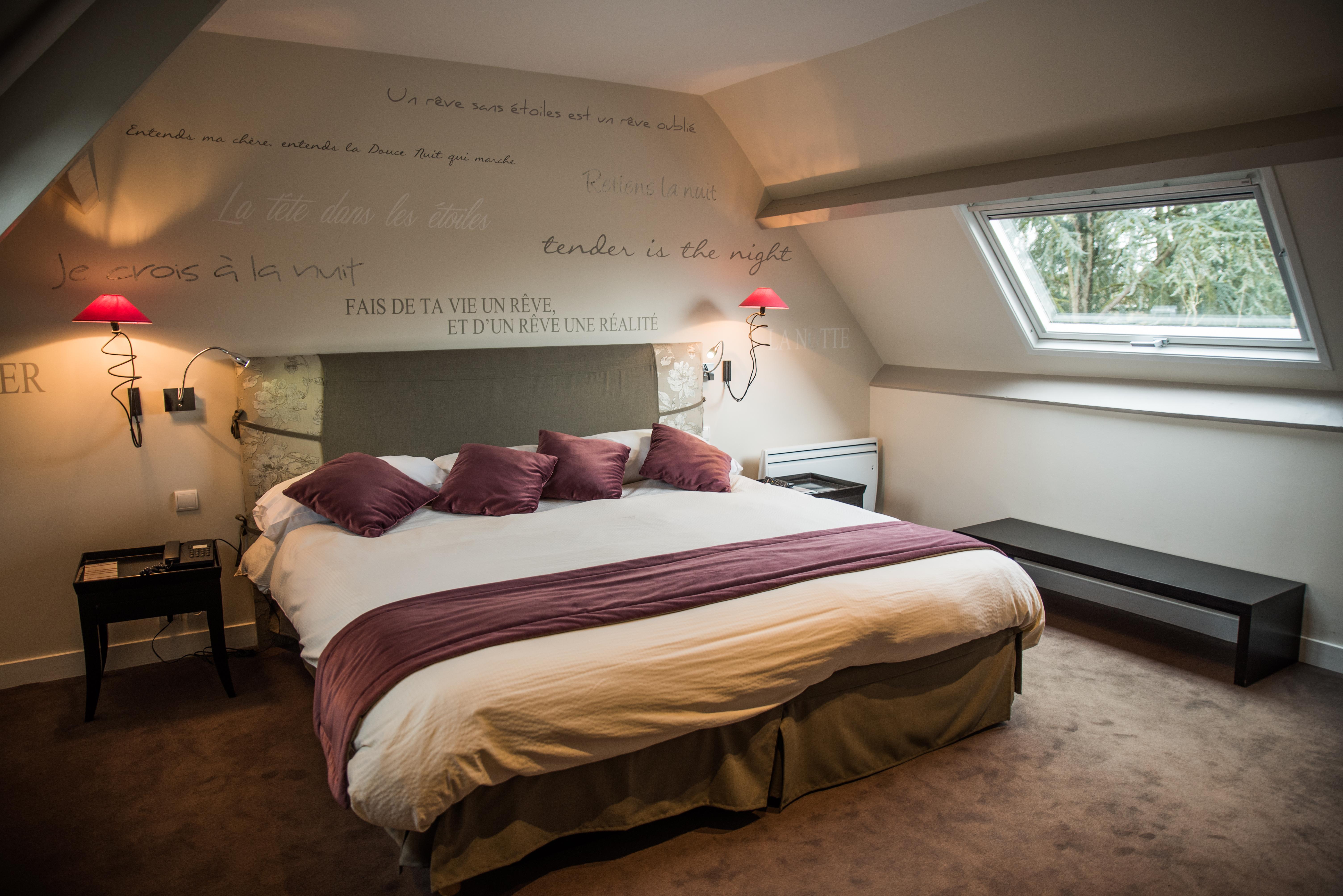 Logis Ar Milin Hotel Chateaubourg  Bagian luar foto